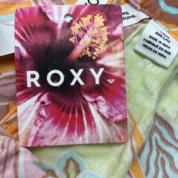 Roxy Easy Does It Mid Rise Floral Print
Pull-On Shorts NWT size L - Picture 10 of 13